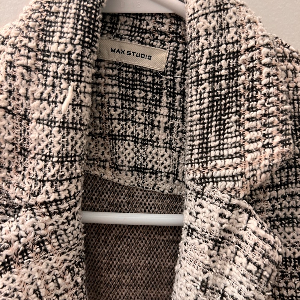 Max Studio Jacket - Picture 2 of 4